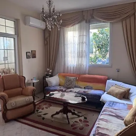 E Verdhe 招待所 爱尔巴桑